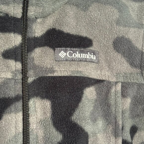 Columbia Boys Camo Fleece - Size XS - Picture 2 of 3